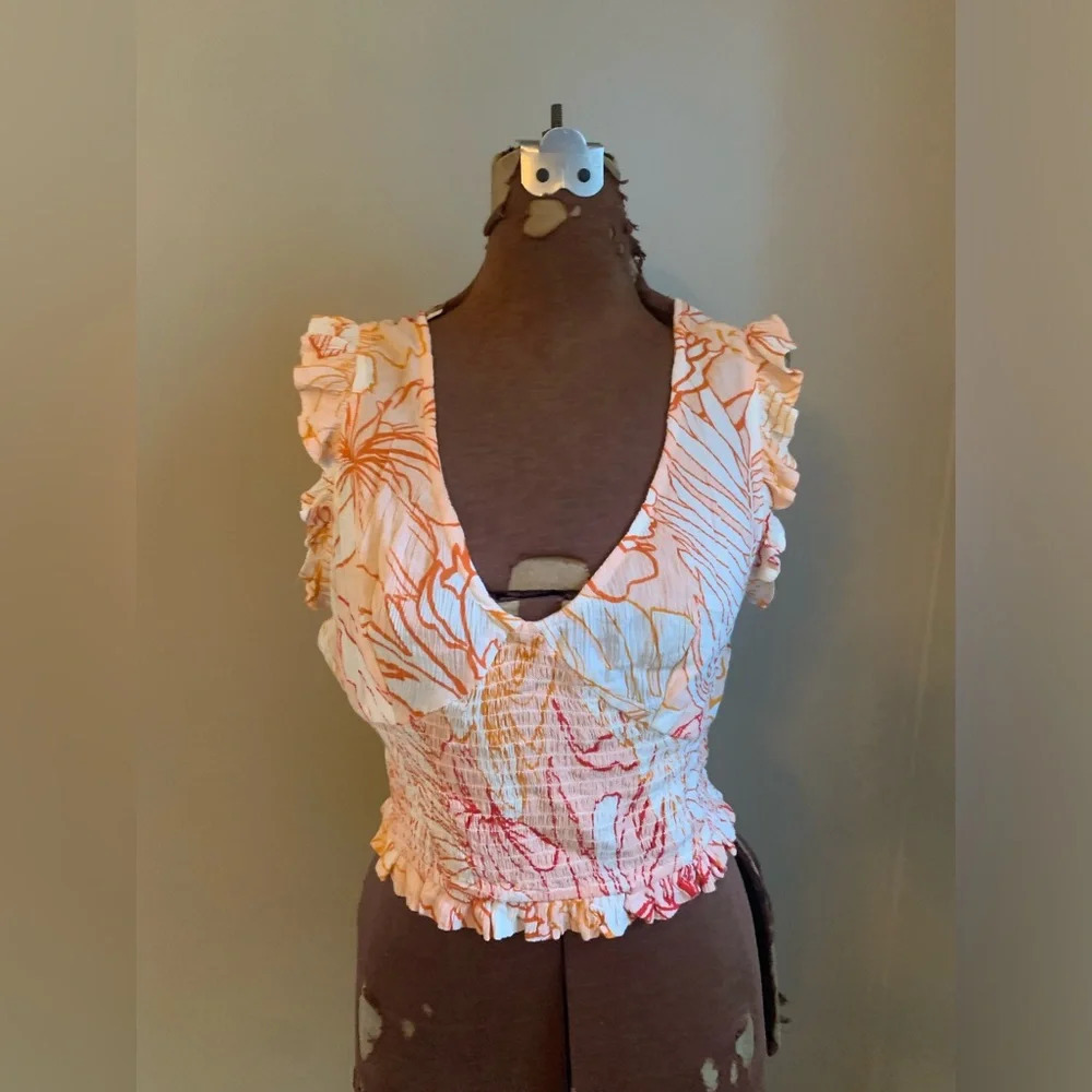 PATRONS OF PEACE Floral Crop Top Smocked medium boho
